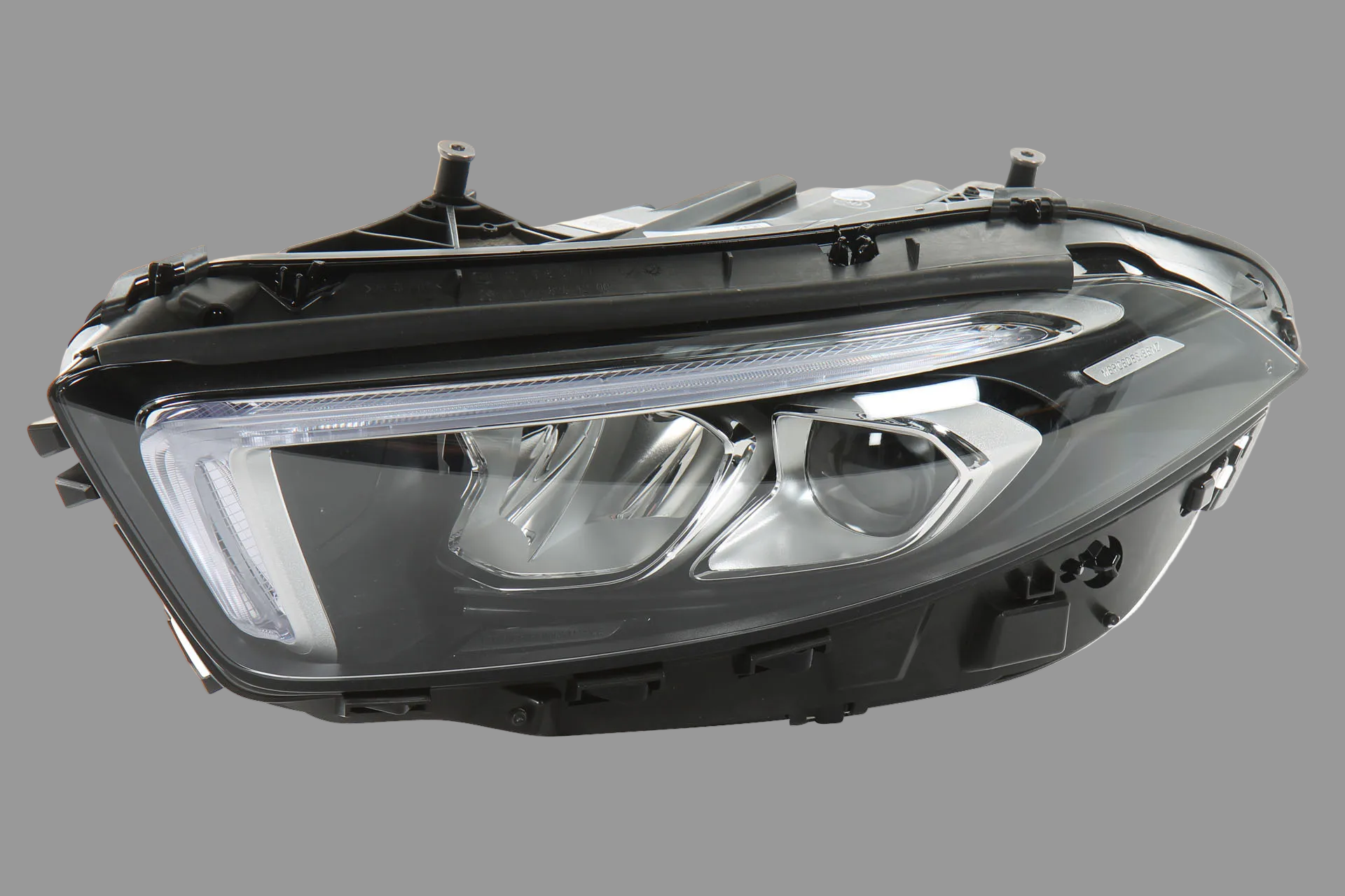 A KLASA W177 LAMPA LED LEWA PRZÓD  A1779060101