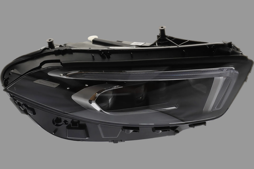 A KLASA W177 LAMPA LED PRAWA PRZÓD A1779060801