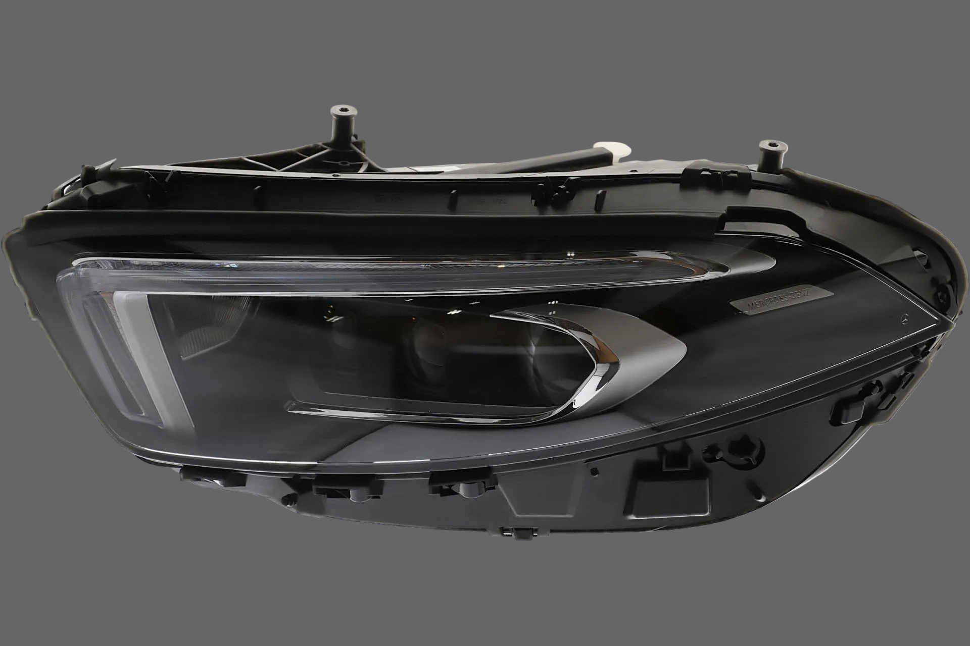 A KLASA W177 LAMPA LED LEWA PRZÓD  A1779060701