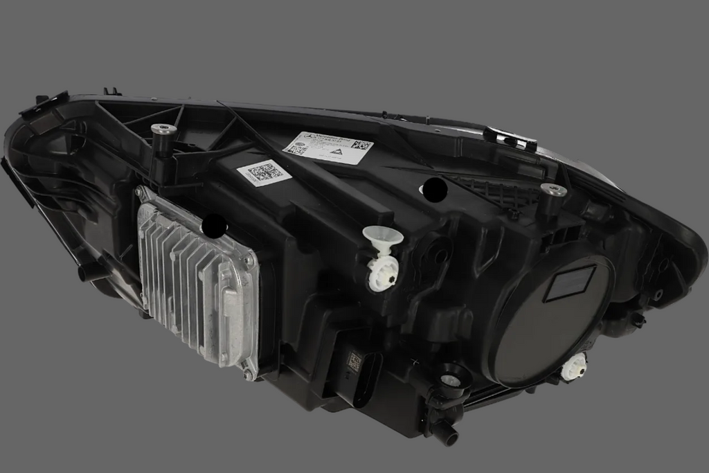 A KLASA W177 LAMPA LED PRAWA PRZÓD USA/KANADA A1779060601