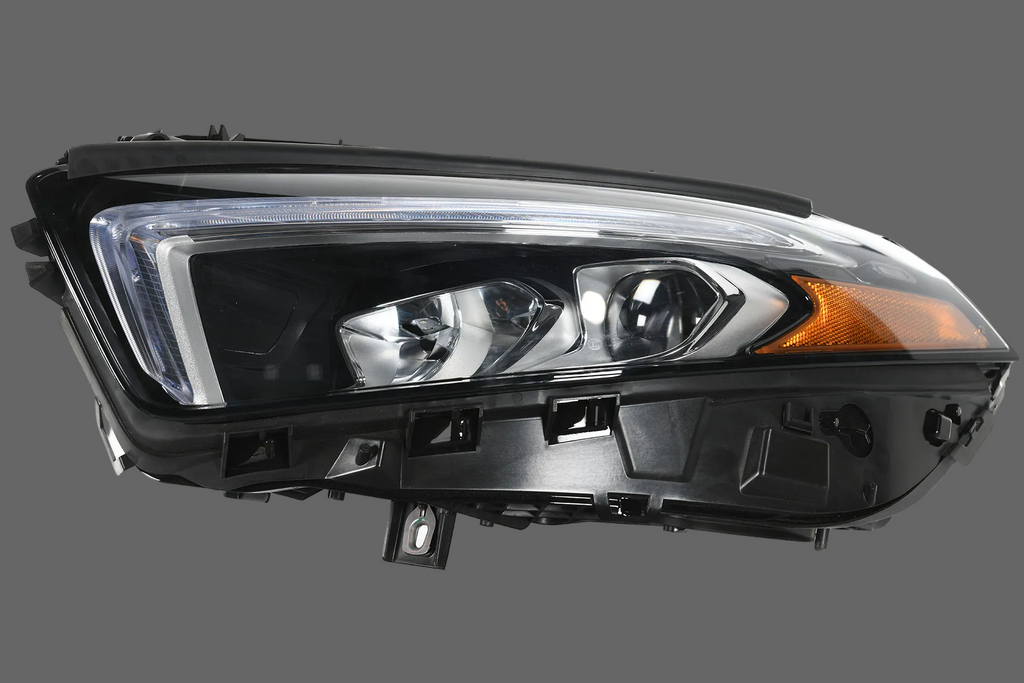 A KLASA W177 LAMPA LED LEWA PRZÓD USA/KANADA A1779060501