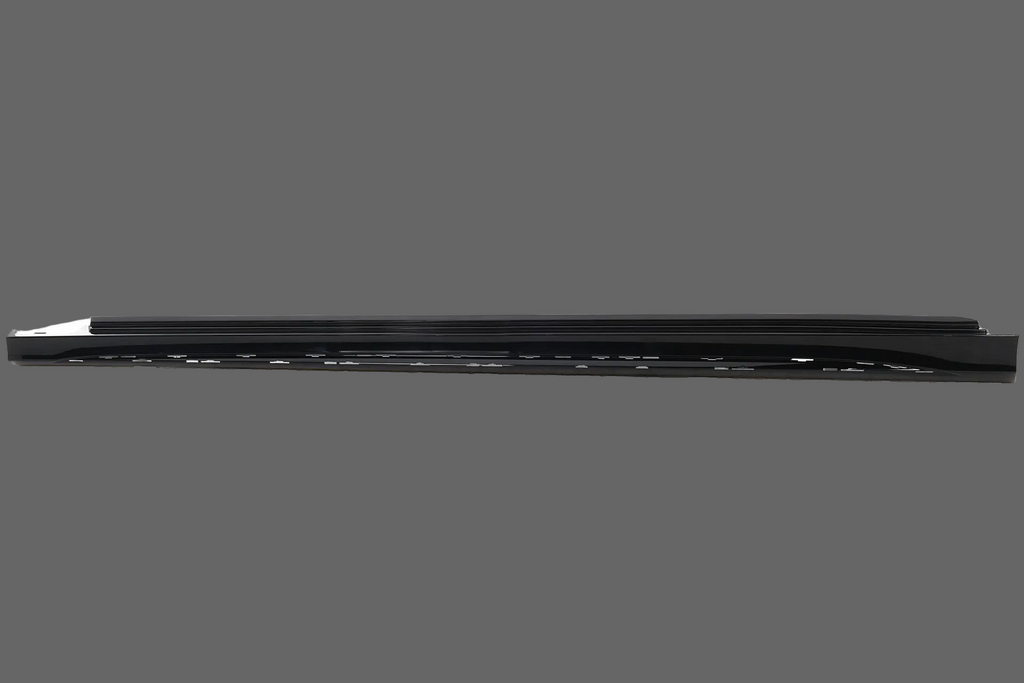 A KLASA W177 AMG LINE LISTWA BOCZNA PRAWA A1776980400 KOLOR 191