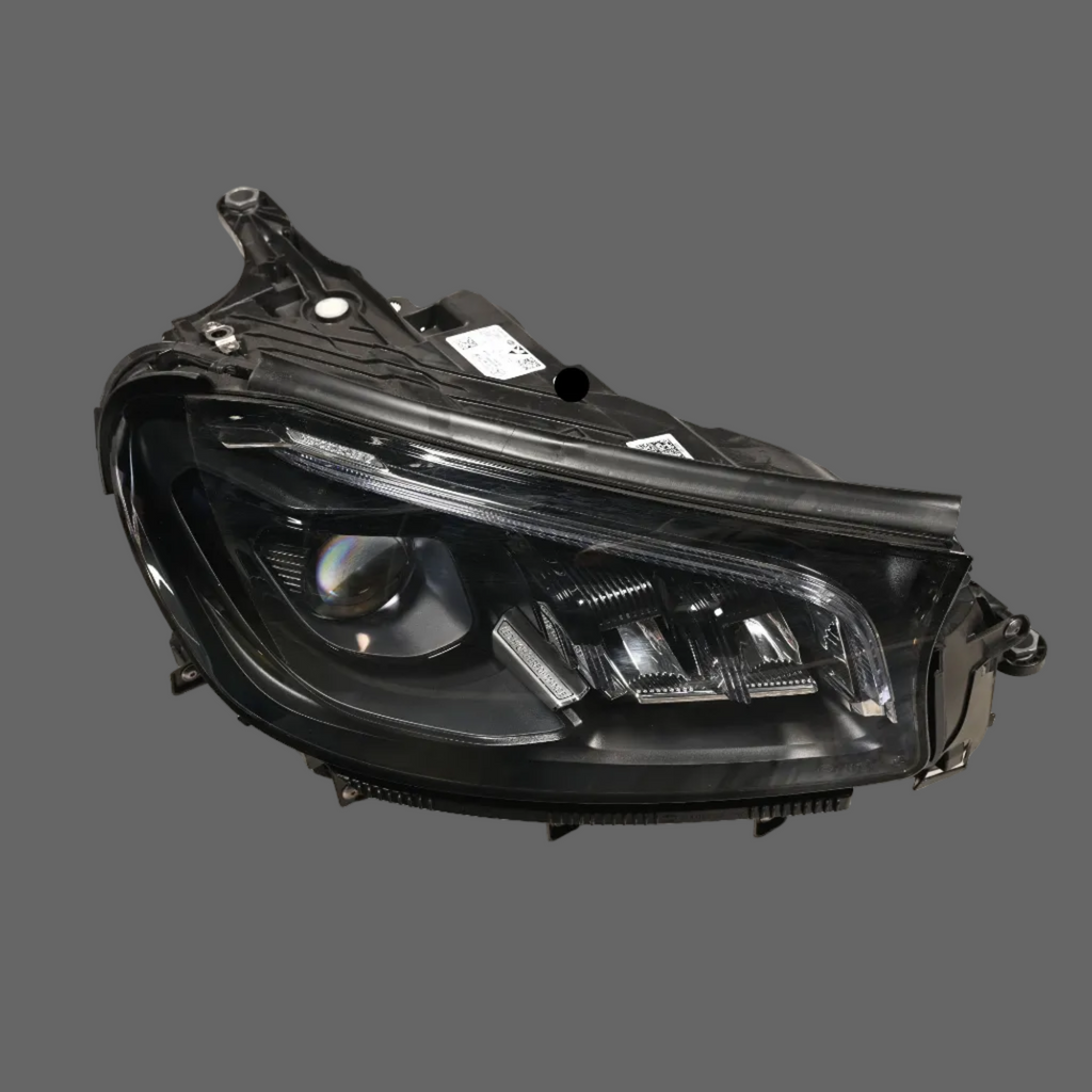 MERCEDES GLS X167 LAMPA LED PRAWA PRZÓD  A1679060604