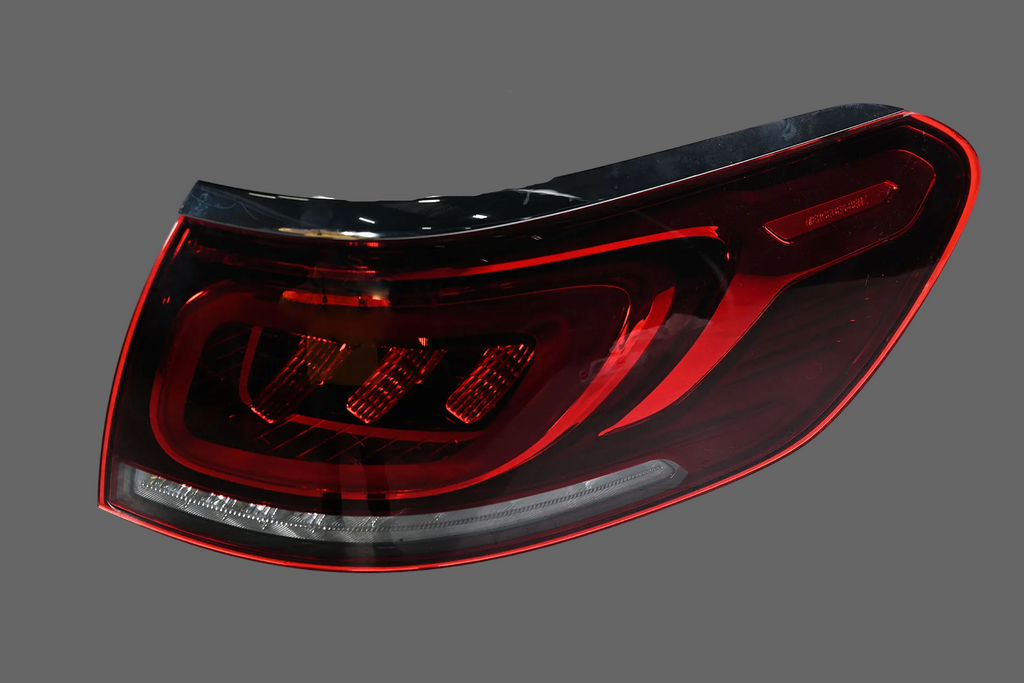 MERCEDES GLS X167 LAMPA LED PRAWA TYŁ  A1679062607