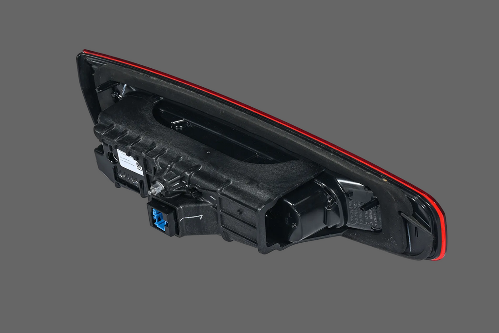 MERCEDES GLS X167 LAMPA LED PRAWA TYŁ A1679063207