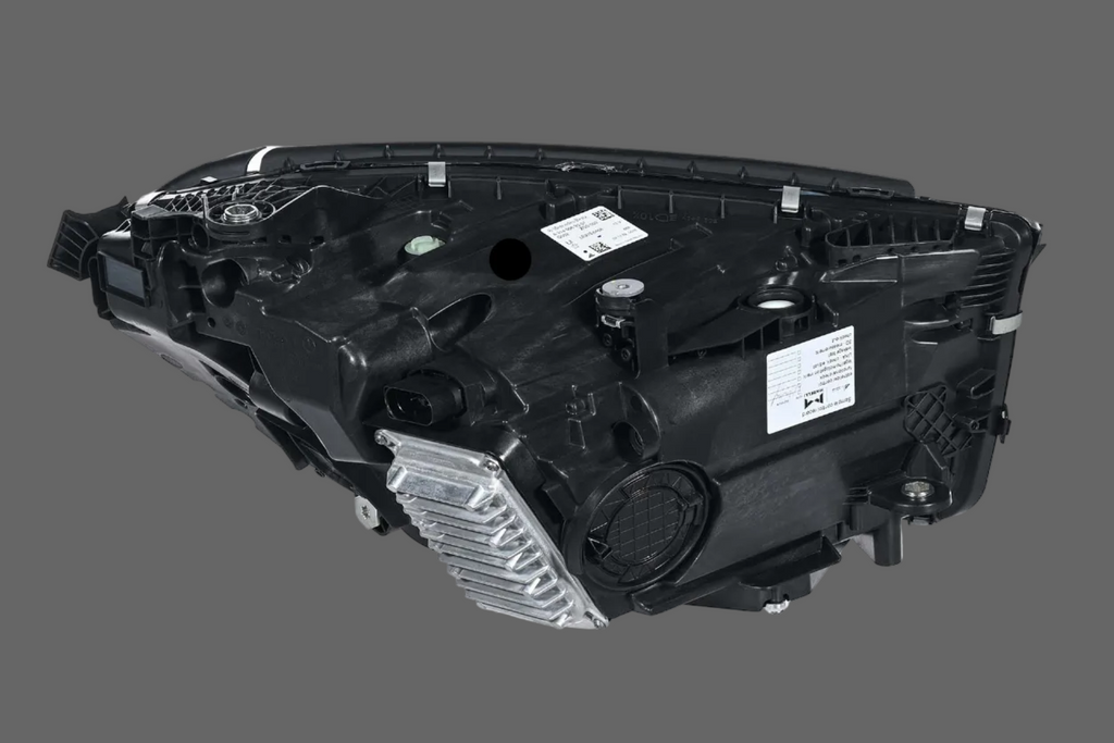 MERCEDES E KLASA W214 lampa led lewa przód  USA A2149062102