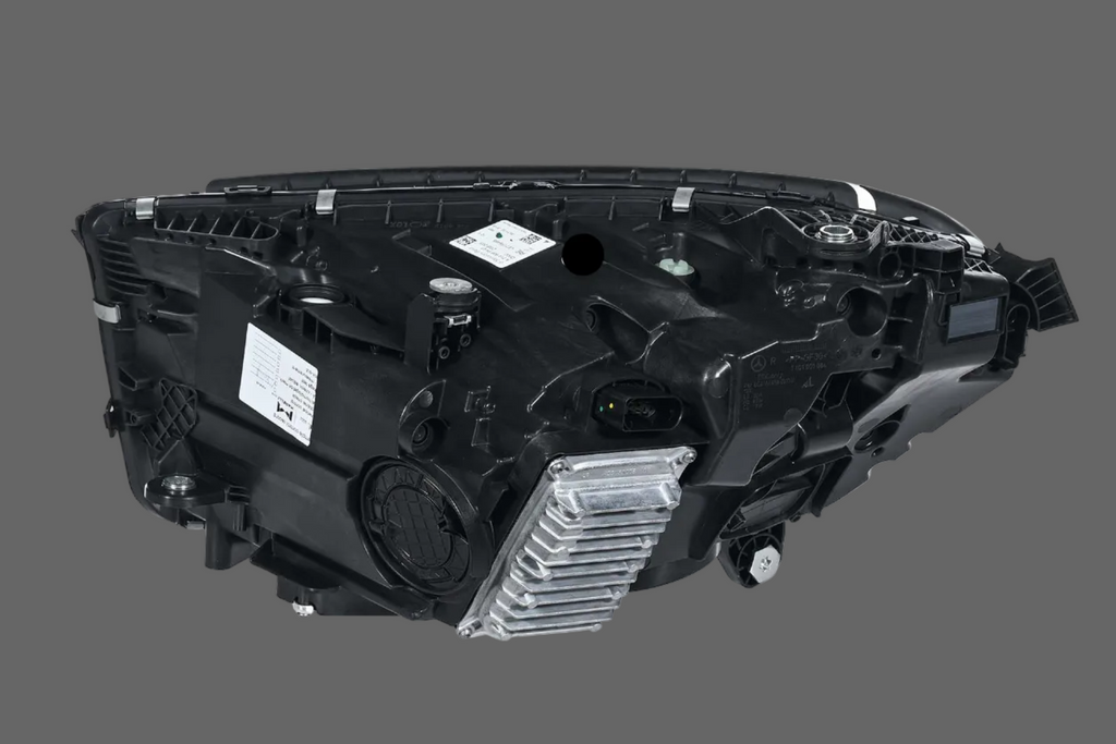 MERCEDES E KLASA W214 lampa led prawa przód  USA A2149062202