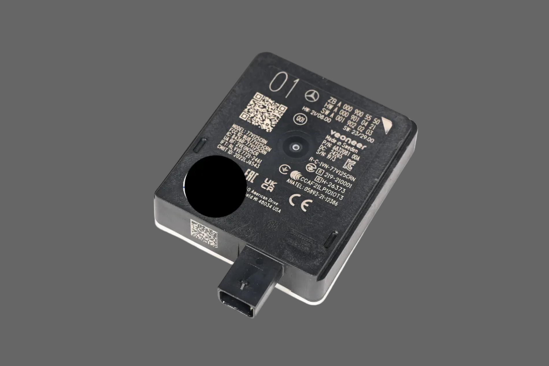 MERCEDES E KLASA W214 CZUJNIK SENSOR RADAR A0009005550