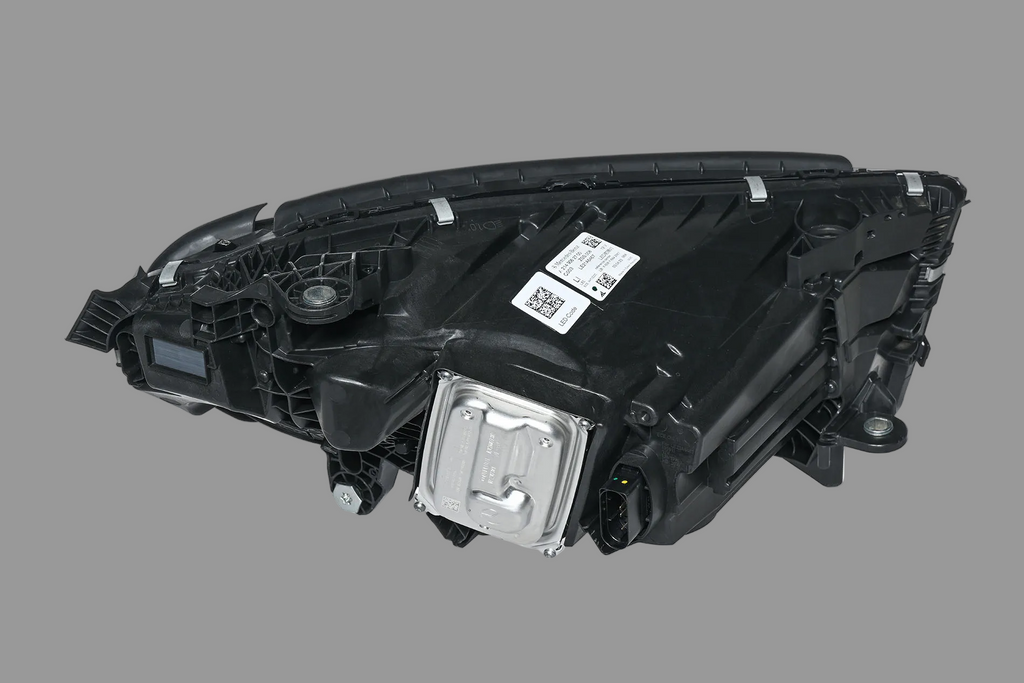MERCEDES E KLASA W214 LEWA LAMPA PRZÓD LED  A2149064900