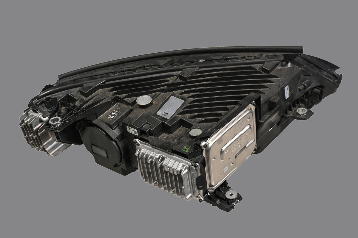 MERCEDES EQE X294 LAMPA LED PRAWA PRZÓD A2949063900