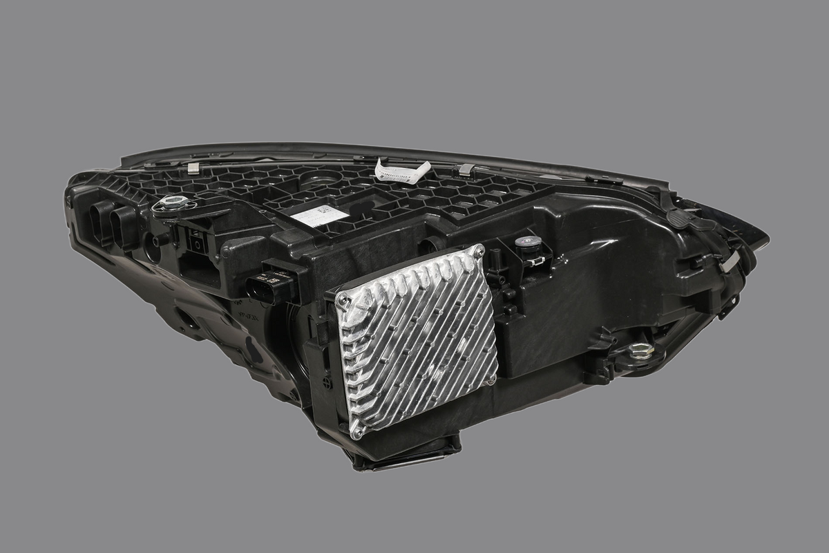 MERCEDES EQE V295 LAMPA LED LEWA PRZÓD A2959066700
