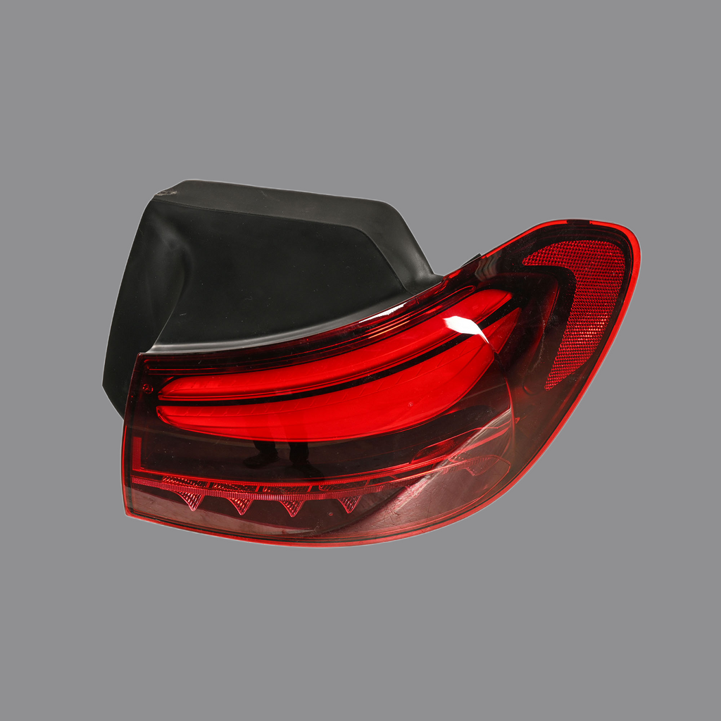 MERCEDES EQA H243 GLA H247 LAMPA LED TYŁ PRAWA A2479067607