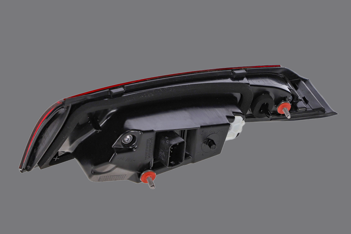 MERCEDES GLC X254 LAMPA PRAWA TYŁ LED USA A2549065000