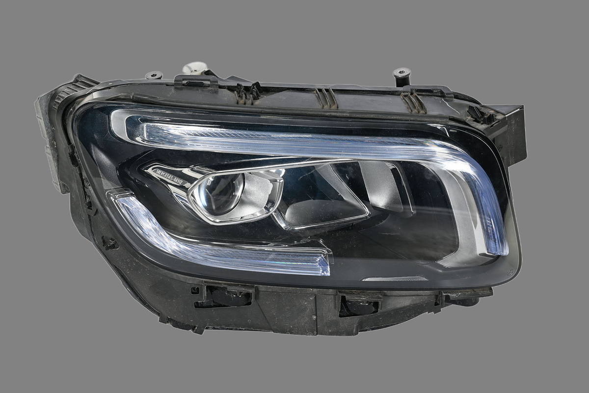 MERCEDES GLB X247 LAMPA PRAWA PRZÓD LED  A2479063800