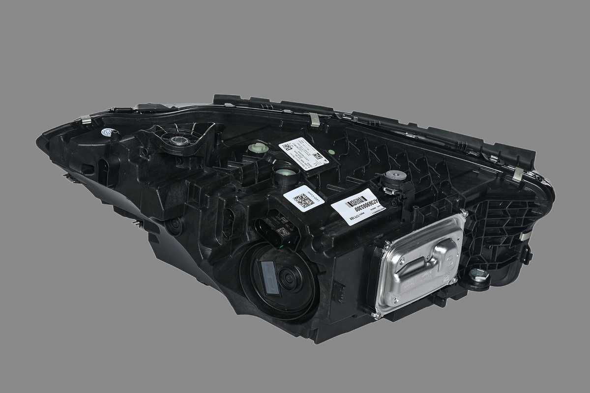 MERCEDES CLE C236 LAMPA LEWA PRZÓD LED REFELKTOR A2369066900