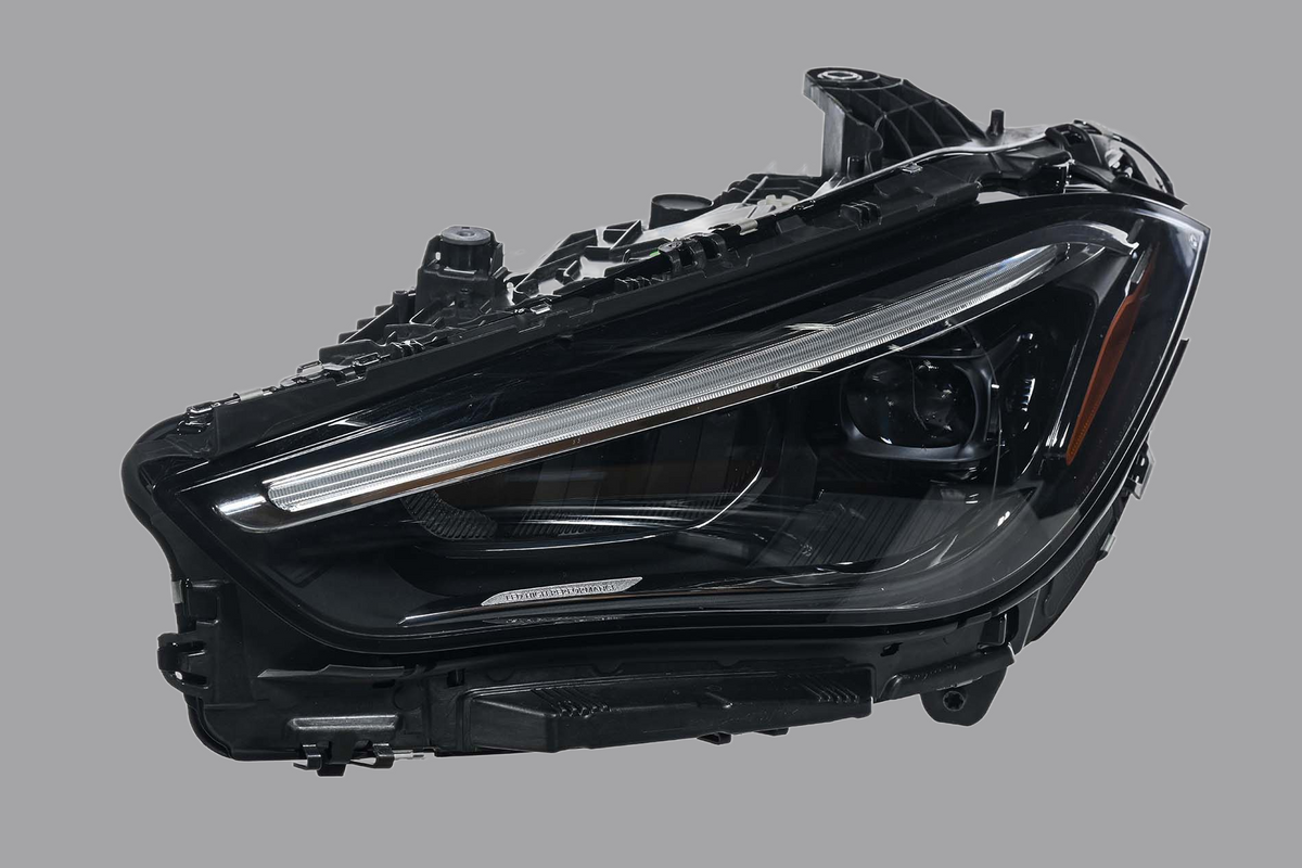 MERCEDES CLE C236 LAMPA LEWA PRZÓD LED REFELKTOR USA  A2369067300